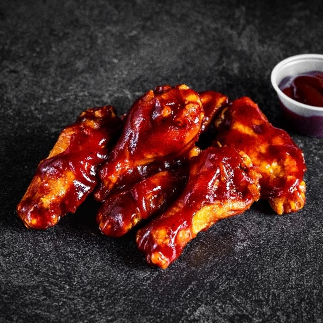 FULL DOZEN WINGS.